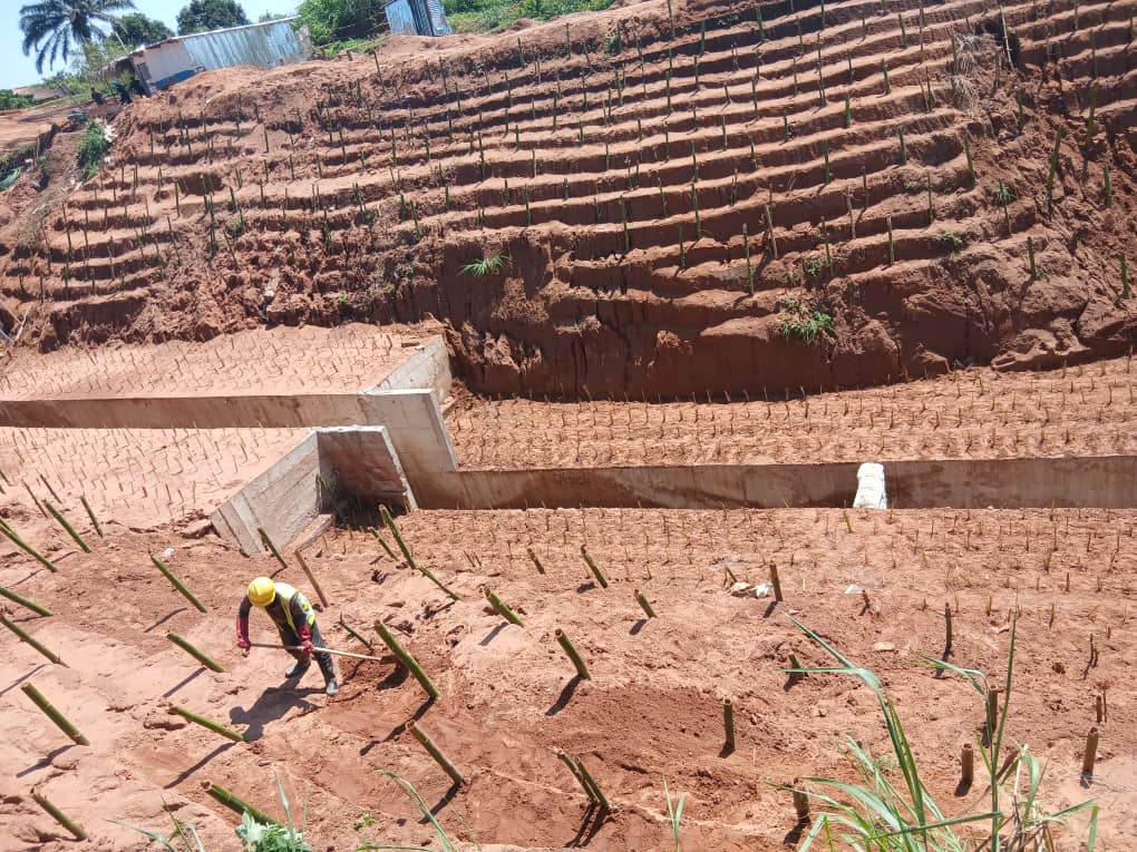 Travaux de Sauvegarde de la Route Nationale N°1 et Lutte Antiérosive aux PK 45 et 65 de la Section Tshikapa – Kamuesha