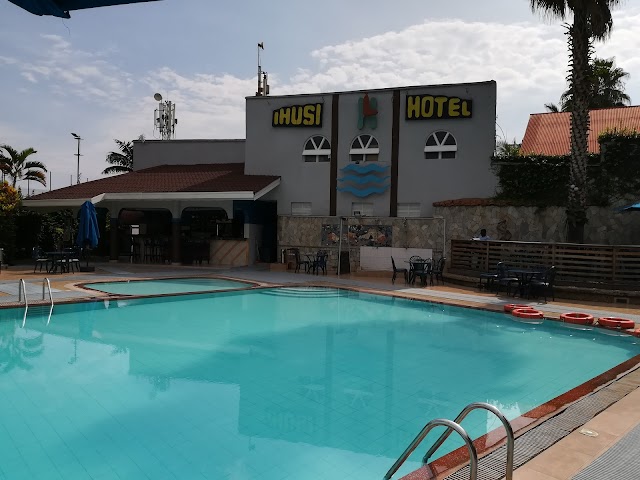 Travaux de Construction de Hôtel IHUSI I: Terrain de Tennis, Restaurant et Cuisine, Aménagement de 30 Chambres et Piscine à Goma